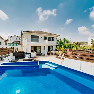 Maria Villa Protaras