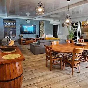 Tiare Pool Apartment Pirae